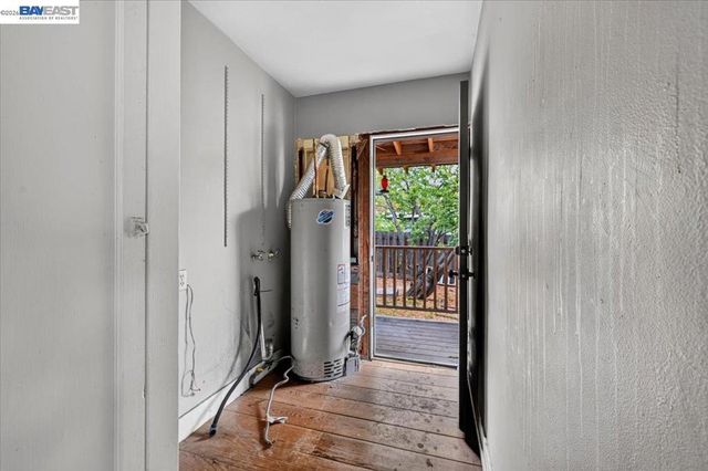 3148 California St, Oakland, CA 94602