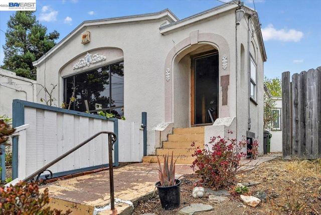 3148 California St, Oakland, CA 94602