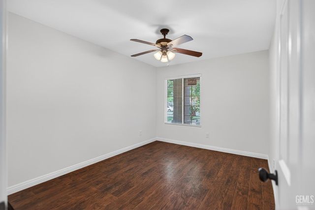 1215 Quartz Hill Road, Bakersfield, CA 93307