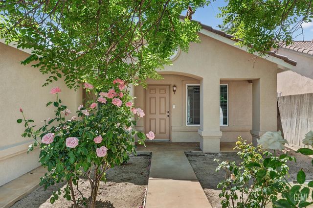 1215 Quartz Hill Road, Bakersfield, CA 93307