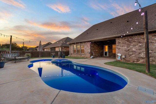 113 Woodvale Drive, Madison, AL 35756