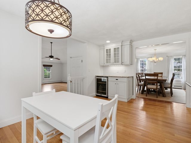 4 Nicoll Dr, Andover, MA 01810