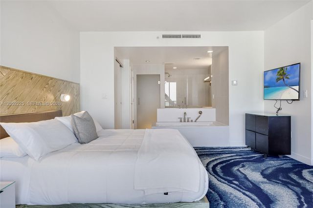 3101 Bayshore Drive 1802, Fort Lauderdale, FL 33304