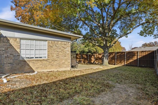 2217 Westlake Drive, Plano, TX 75075