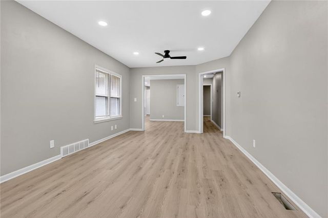 1422 S 41st Street, Kansas City, KS 66106