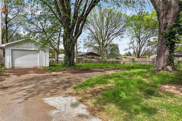 1422 S 41st Street, Kansas City, KS 66106