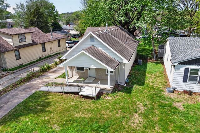 1422 S 41st Street, Kansas City, KS 66106