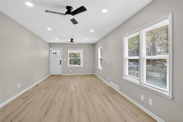 1422 S 41st Street, Kansas City, KS 66106