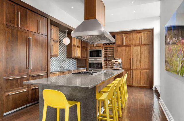 143 READE Street PH1, New York City, NY 10013