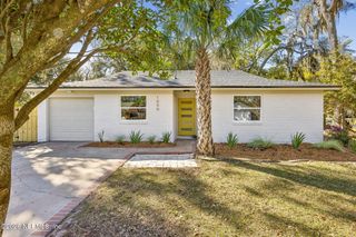 1050 MAGNOLIA LANDING Drive, Jacksonville, FL 32233