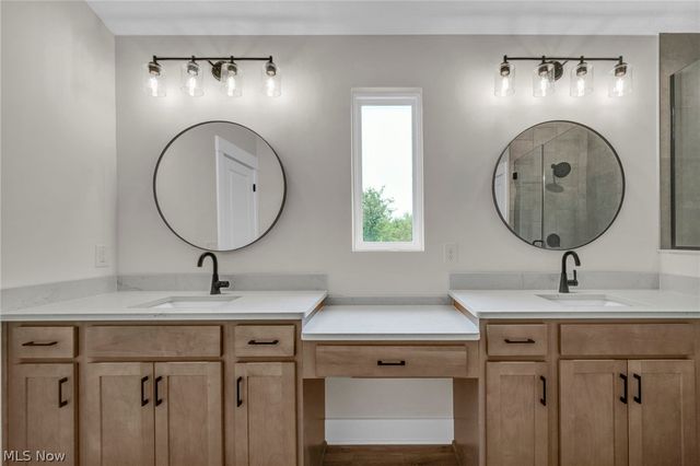 883 White Willow Lane, Brunswick, OH 44212