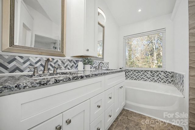 7605 Hinman Circle, Huntersville, NC 28078