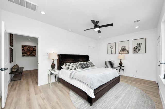 9026 Scott Street, Houston, TX 77051
