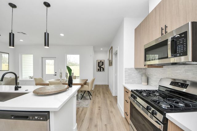 9026 Scott Street, Houston, TX 77051