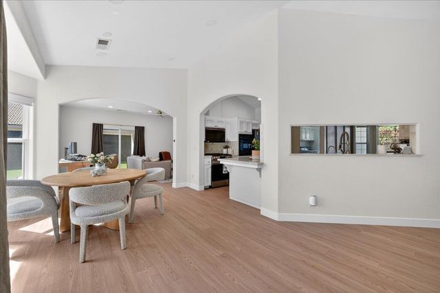 1555 Taylor Lane, Madera, CA 93637