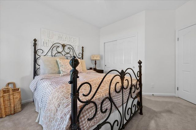 1555 Taylor Lane, Madera, CA 93637