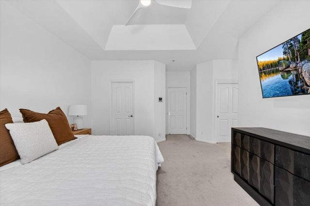 1555 Taylor Lane, Madera, CA 93637