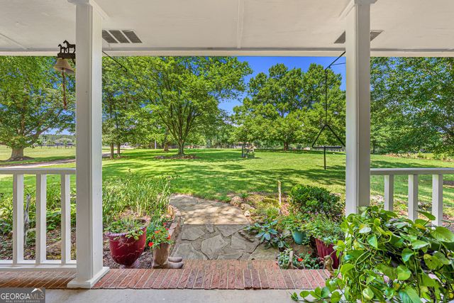 895 Fairplay Drive, Social Circle, GA 30025