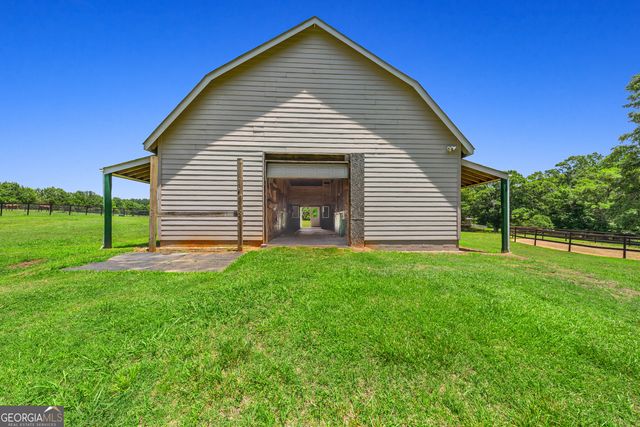 895 Fairplay Drive, Social Circle, GA 30025