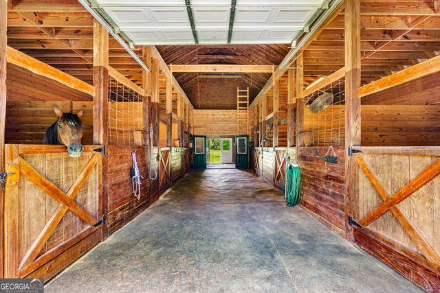895 Fairplay Drive, Social Circle, GA 30025