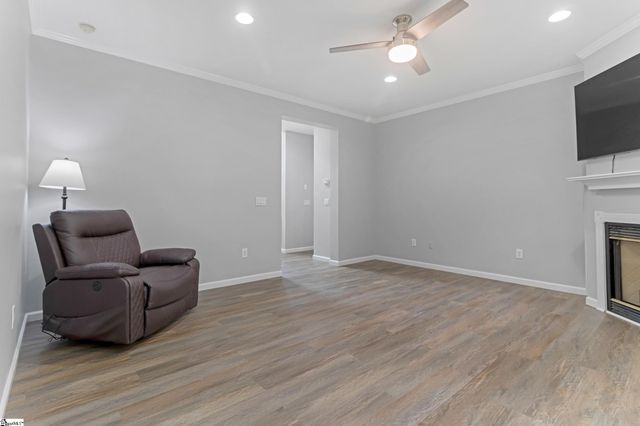 428 Winding Oak Drive, Woodruff, SC 29388