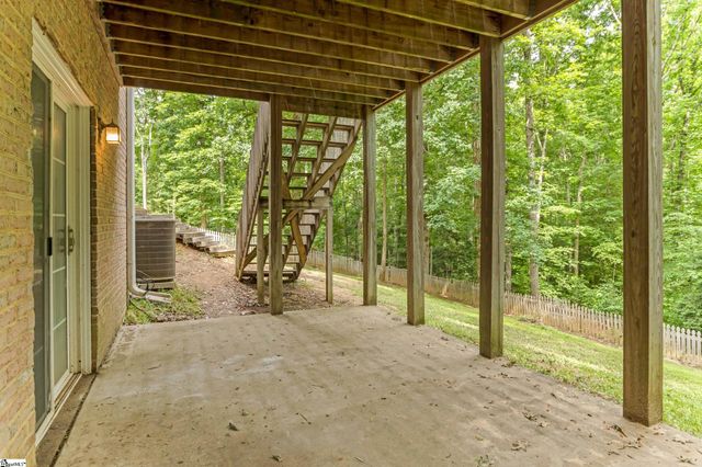428 Winding Oak Drive, Woodruff, SC 29388