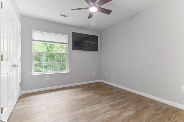 428 Winding Oak Drive, Woodruff, SC 29388
