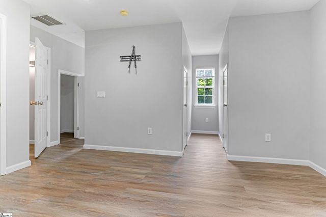 428 Winding Oak Drive, Woodruff, SC 29388