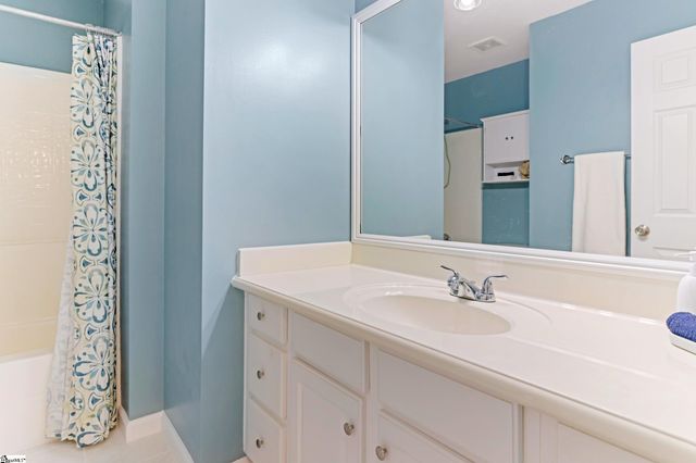 428 Winding Oak Drive, Woodruff, SC 29388