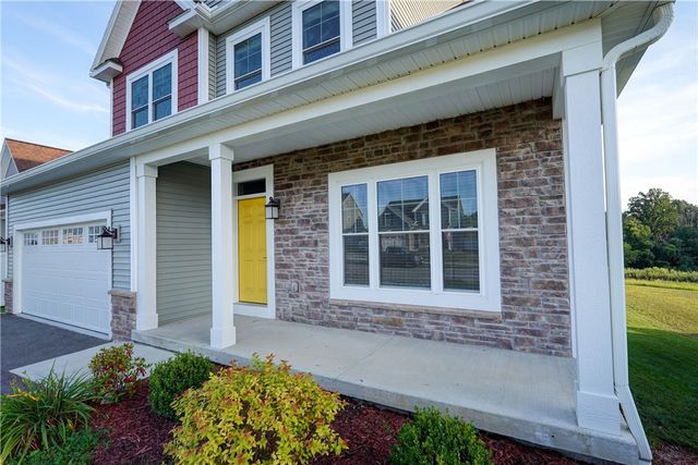 80 Chatwood Lane, Henrietta, NY 14467