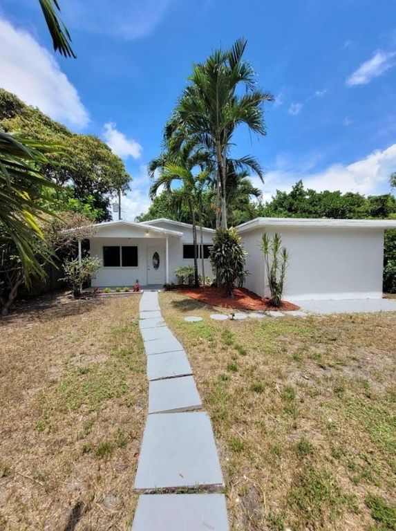 2823 Polk Street, Hollywood, FL 33020