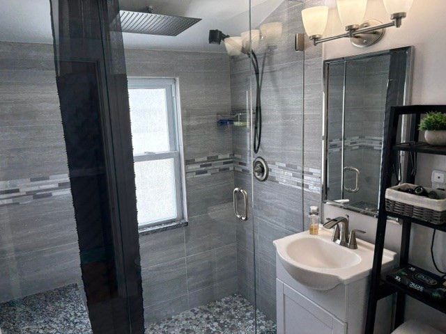 71 Hewlett Street 3, Boston, MA 02131