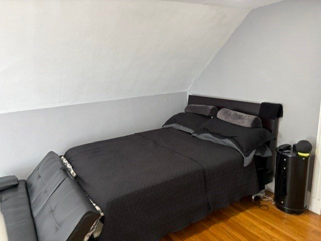 71 Hewlett Street 3, Boston, MA 02131