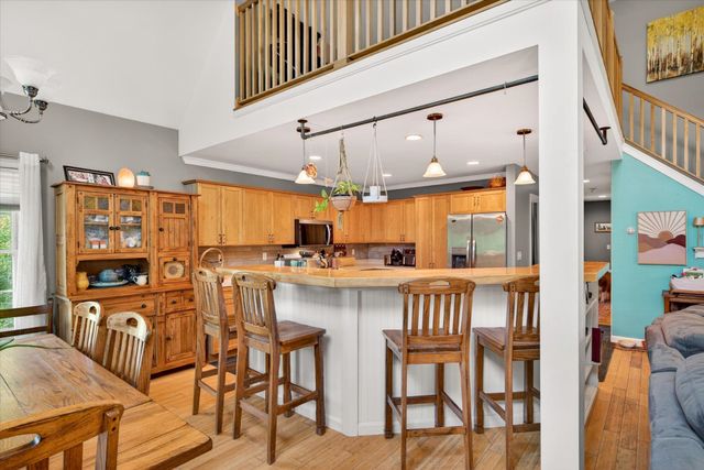 121 Hull Avenue, Wallingford, VT 05773