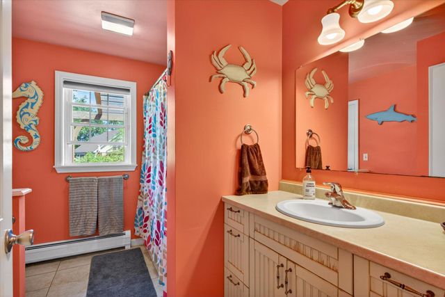 121 Hull Avenue, Wallingford, VT 05773