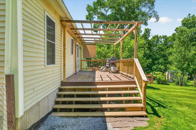 121 Hull Avenue, Wallingford, VT 05773