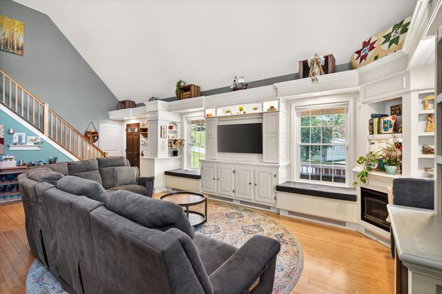 121 Hull Avenue, Wallingford, VT 05773