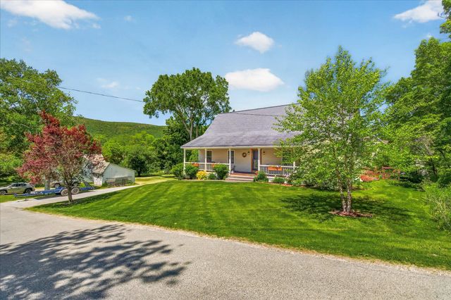 121 Hull Avenue, Wallingford, VT 05773