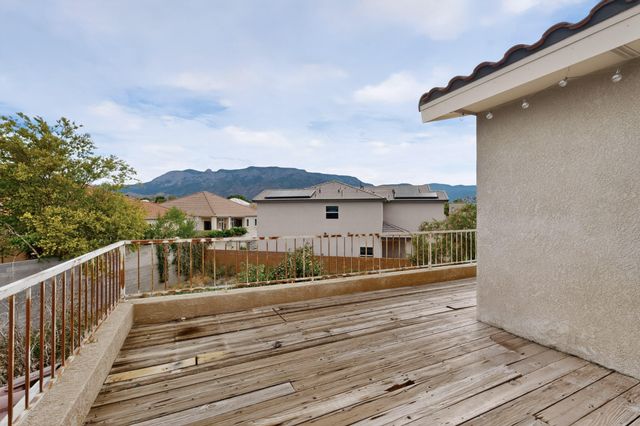 9150 Carmel Avenue NE, Albuquerque, NM 87122