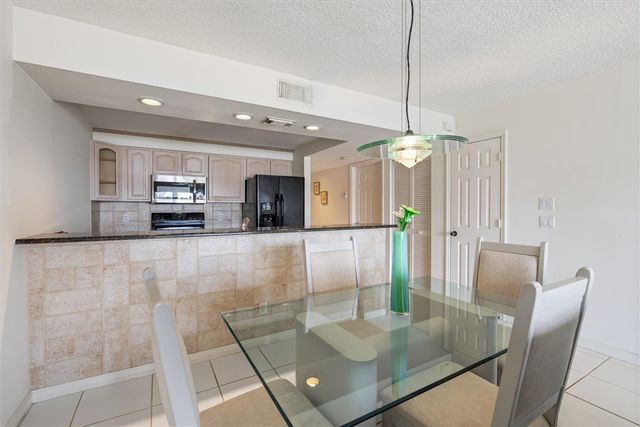 2140 Spyglass Lane 114, Vero Beach, FL 32963