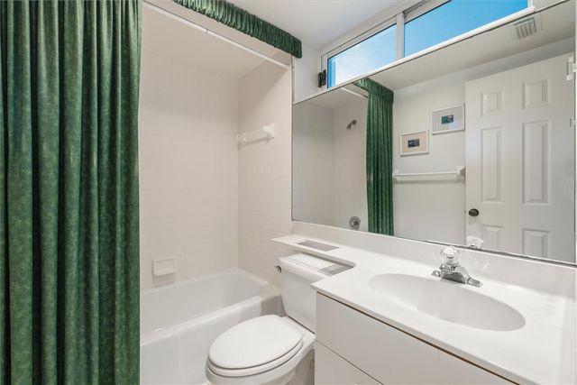 2140 Spyglass Lane 114, Vero Beach, FL 32963