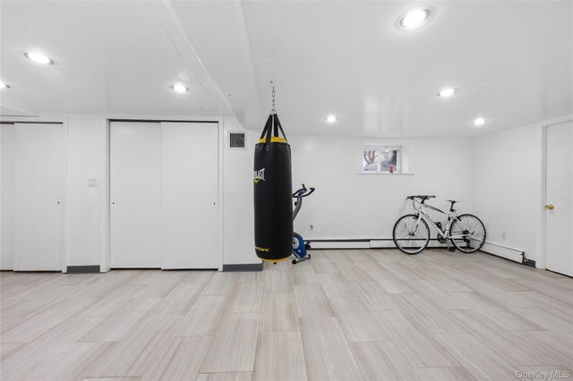 38 Lake Drive, Manhasset Hills, NY 11040