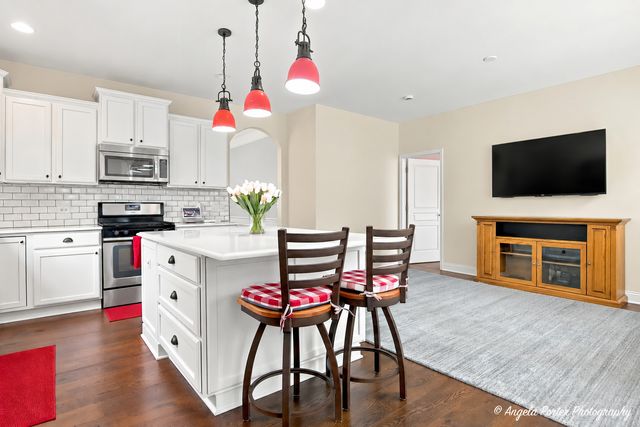 13415 Meadowlark Lane, Huntley, IL 60142