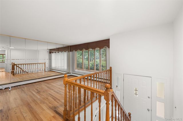 142 Mohican Avenue, Ronkonkoma, NY 11779