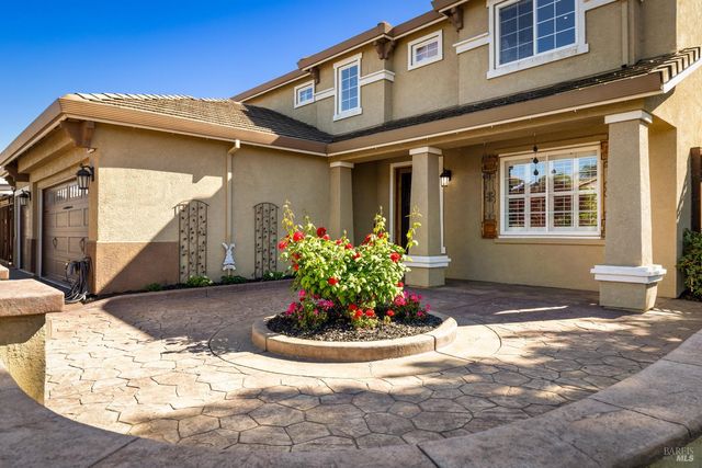 1001 Barkwood Ct, Vacaville, CA 95687