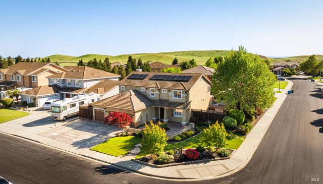 1001 Barkwood Ct, Vacaville, CA 95687