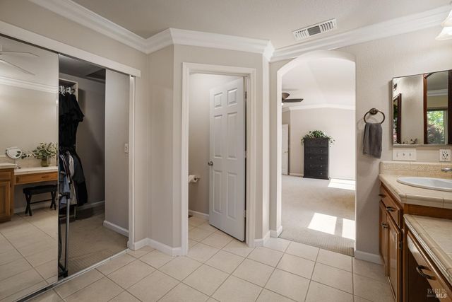 1001 Barkwood Ct, Vacaville, CA 95687