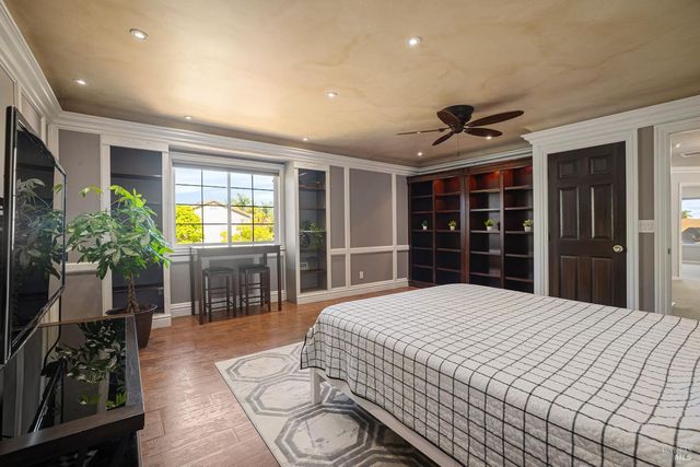 1001 Barkwood Ct, Vacaville, CA 95687