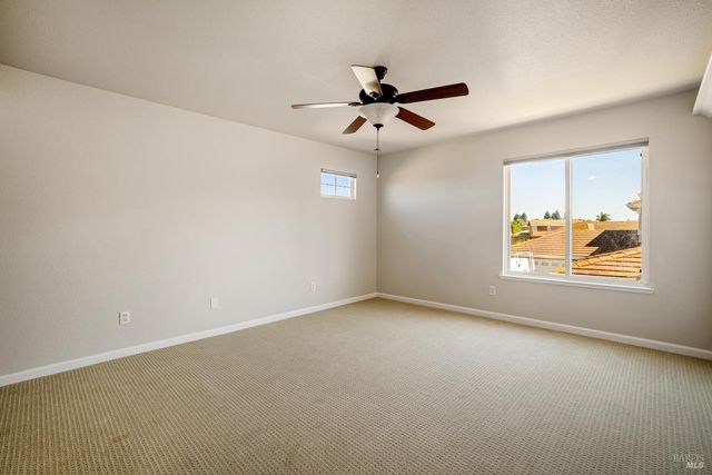 1001 Barkwood Ct, Vacaville, CA 95687