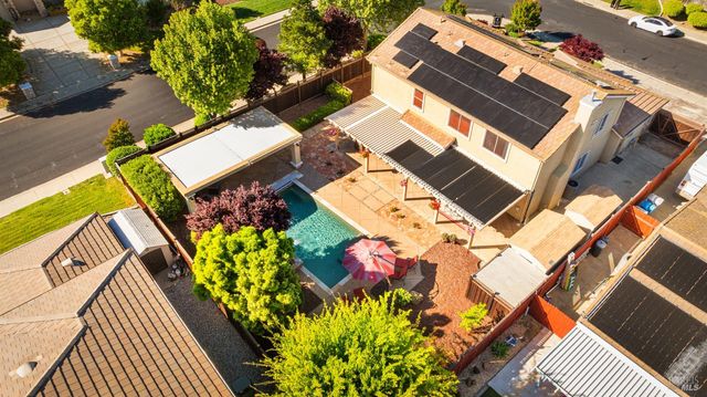 1001 Barkwood Ct, Vacaville, CA 95687